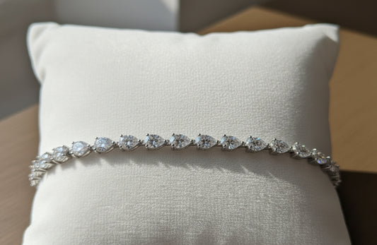 Elegant Almond Styled Bracelet